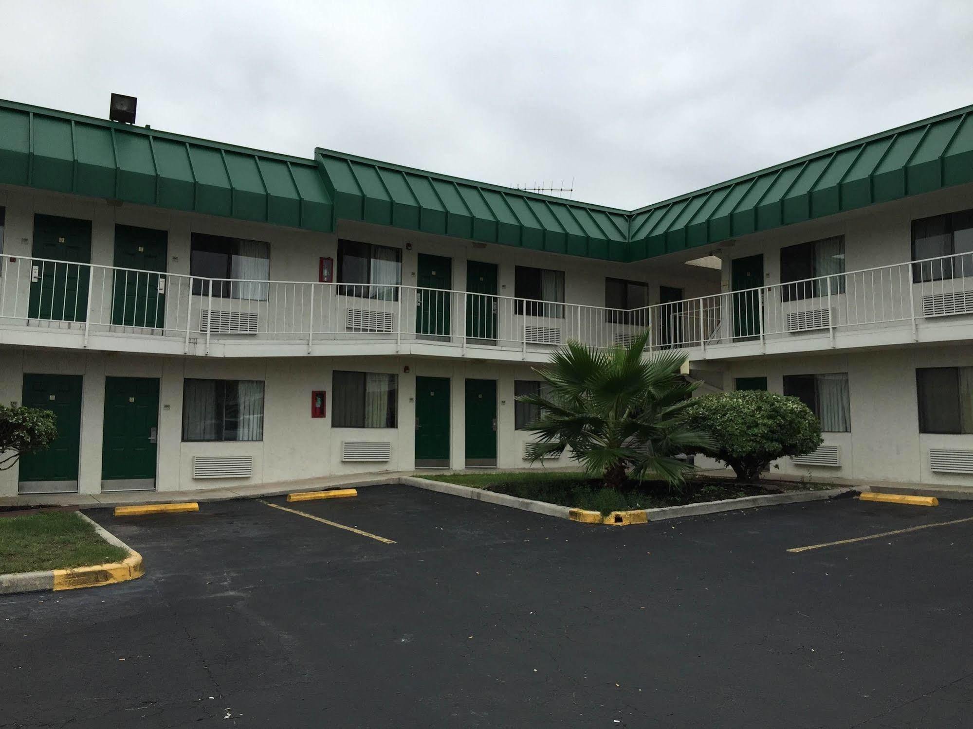 Q Lodging Extended Stay San Antonio Kültér fotó